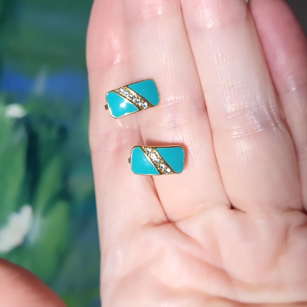 Kuwaiti Enamel & Crystal Clip Earrings 🇰🇼